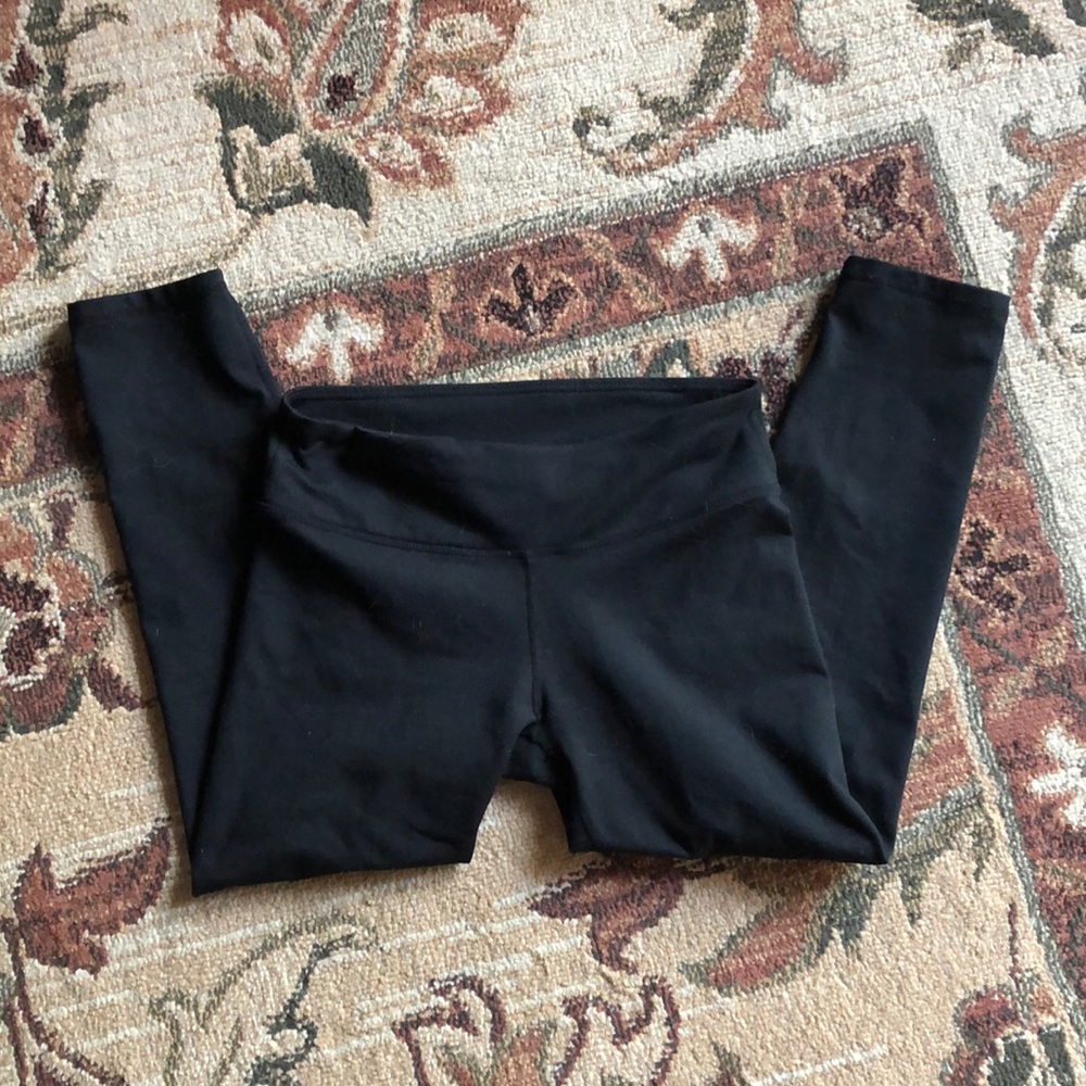 Fabletics powerhold calf length leggings